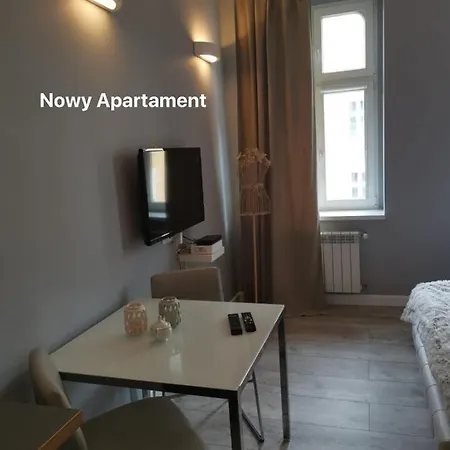 Apartlux Self Check-in 24h Apartament *